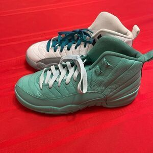 Air Jordan 12 Retro Jumpman Custom Sneakers Size 9 Youth